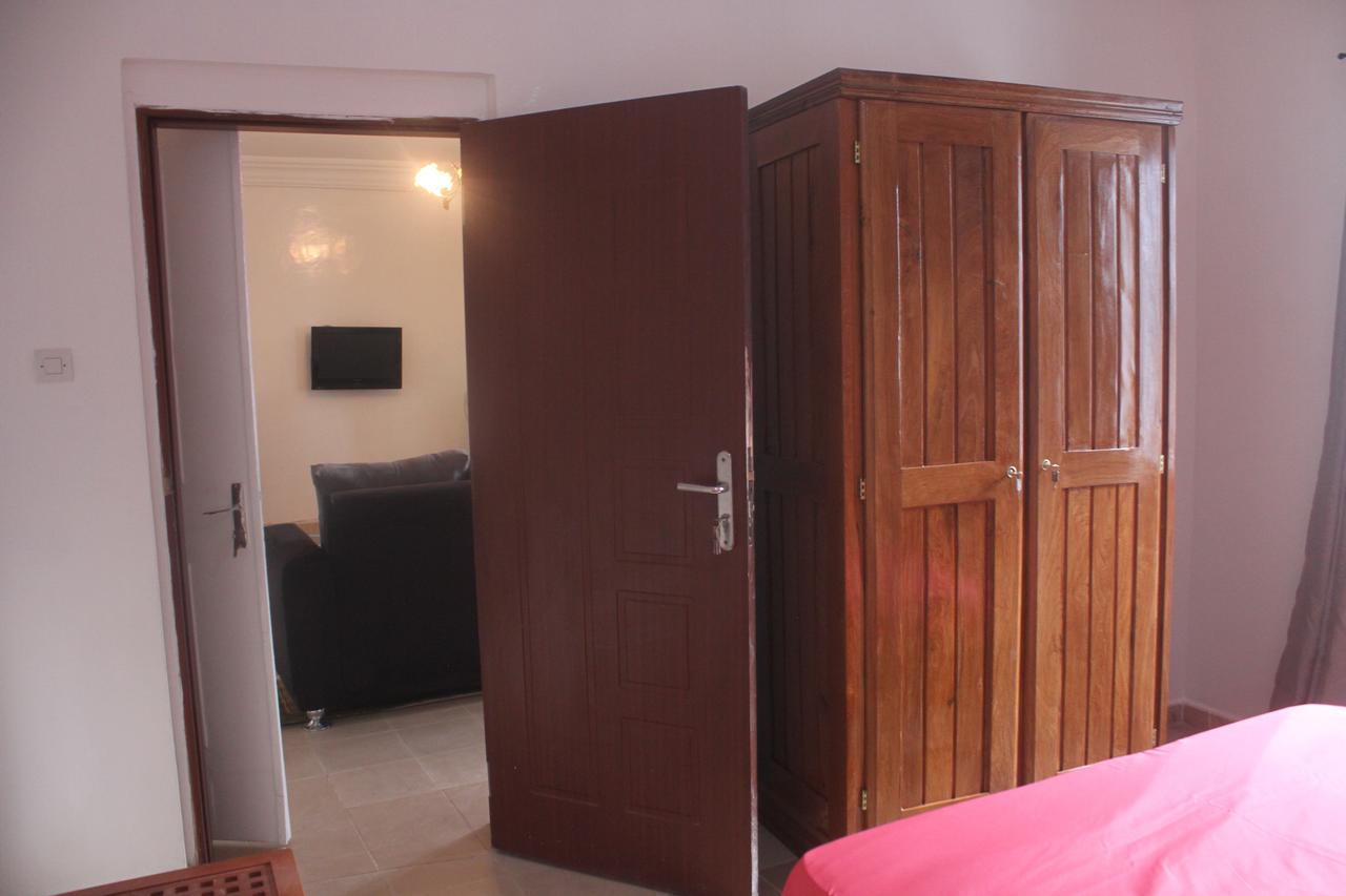 Aparthotel Ouest Foire Khandar Accueil *